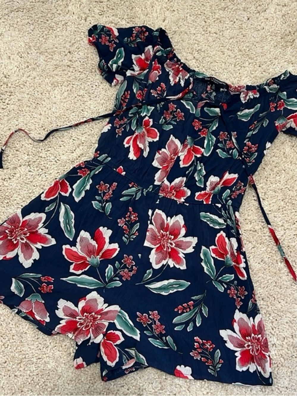 🌺 One Clothing Floral Romper – NWT